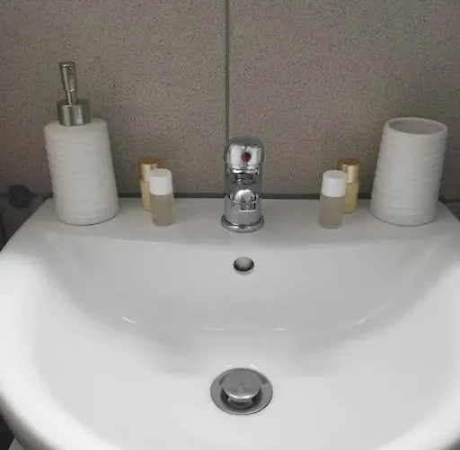 Beautiful Small El Silencio