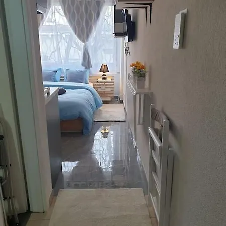 Beautiful Small El Silencio Apartmán Curych