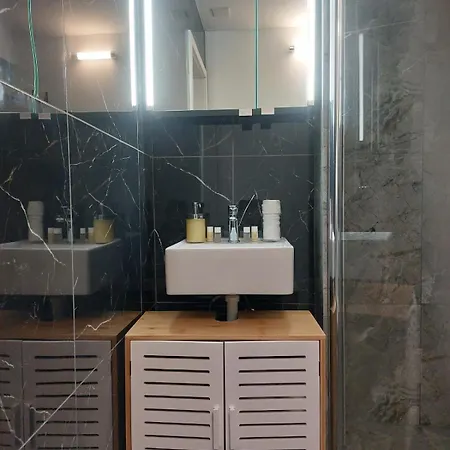 Beautiful Small El Silencio